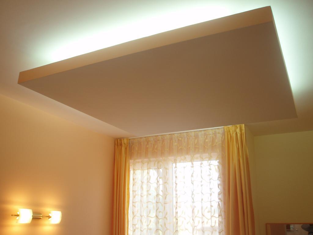 Mania Guest House Kalofer Phòng bức ảnh
