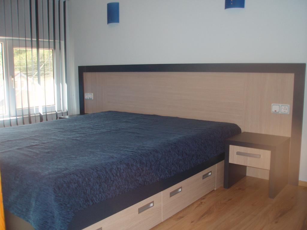 Mania Guest House Kalofer Phòng bức ảnh