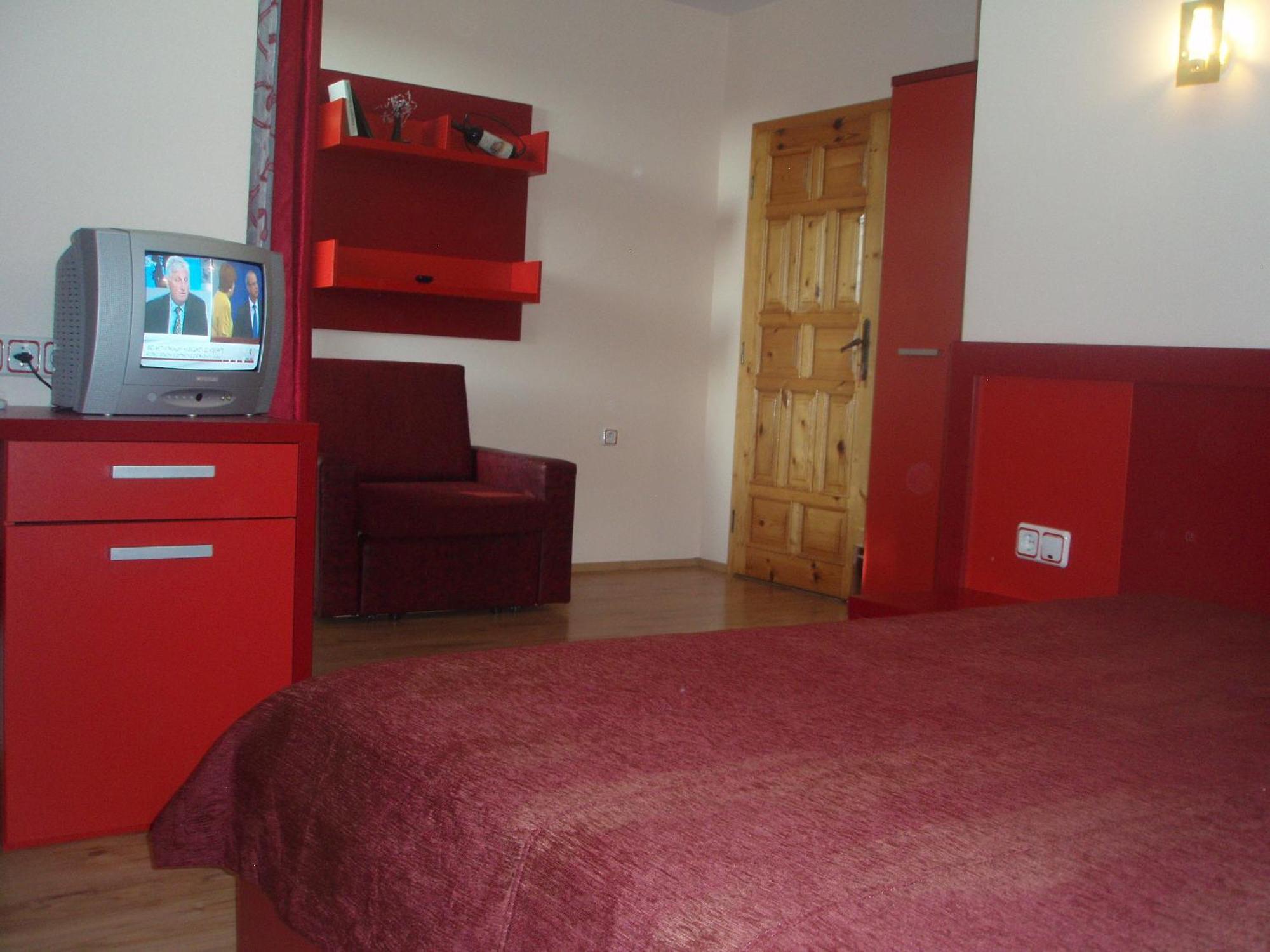 Mania Guest House Kalofer Phòng bức ảnh